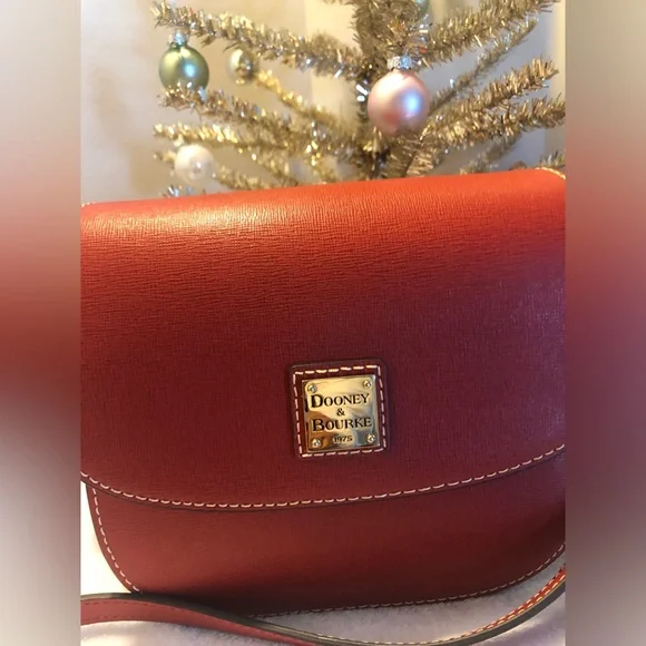 Dooney & Bourke Elegant Small Saddle Crossbody Bag - Picture 2 of 8